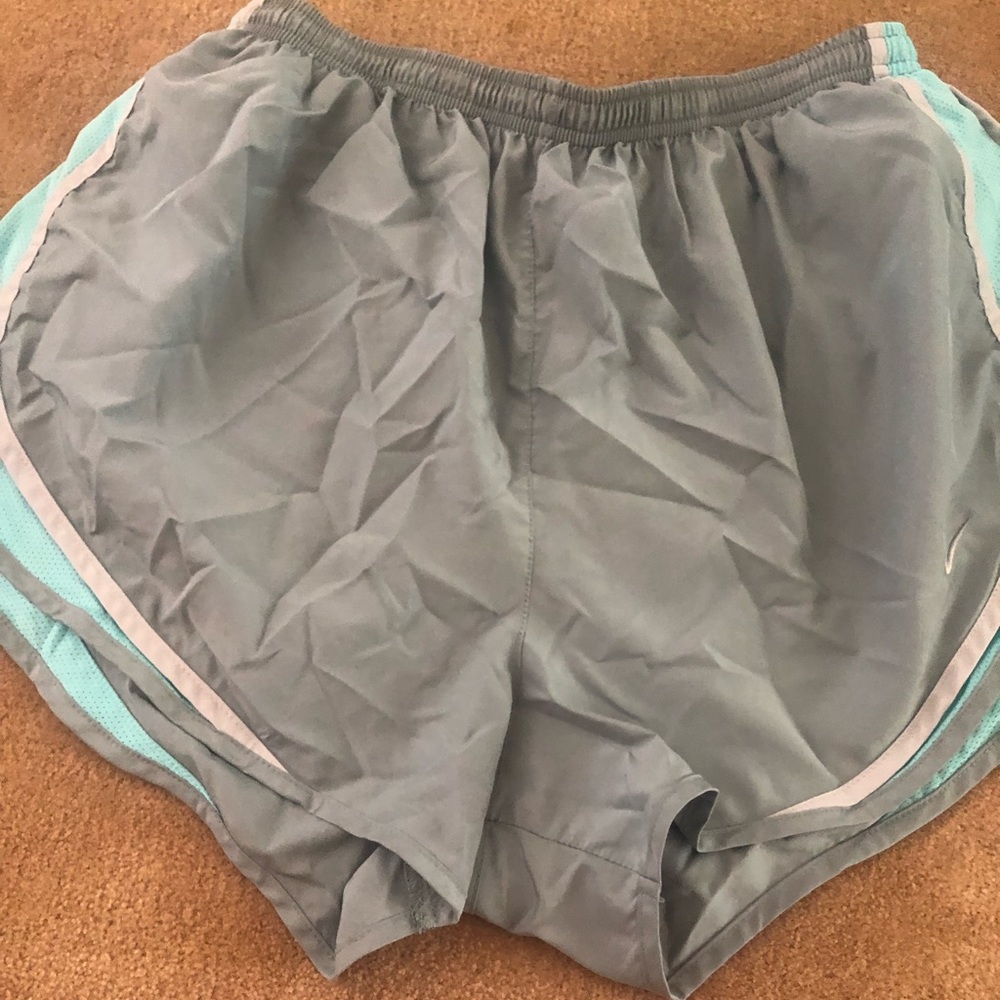 Nike shorts in good condition! (Just wrinkly)